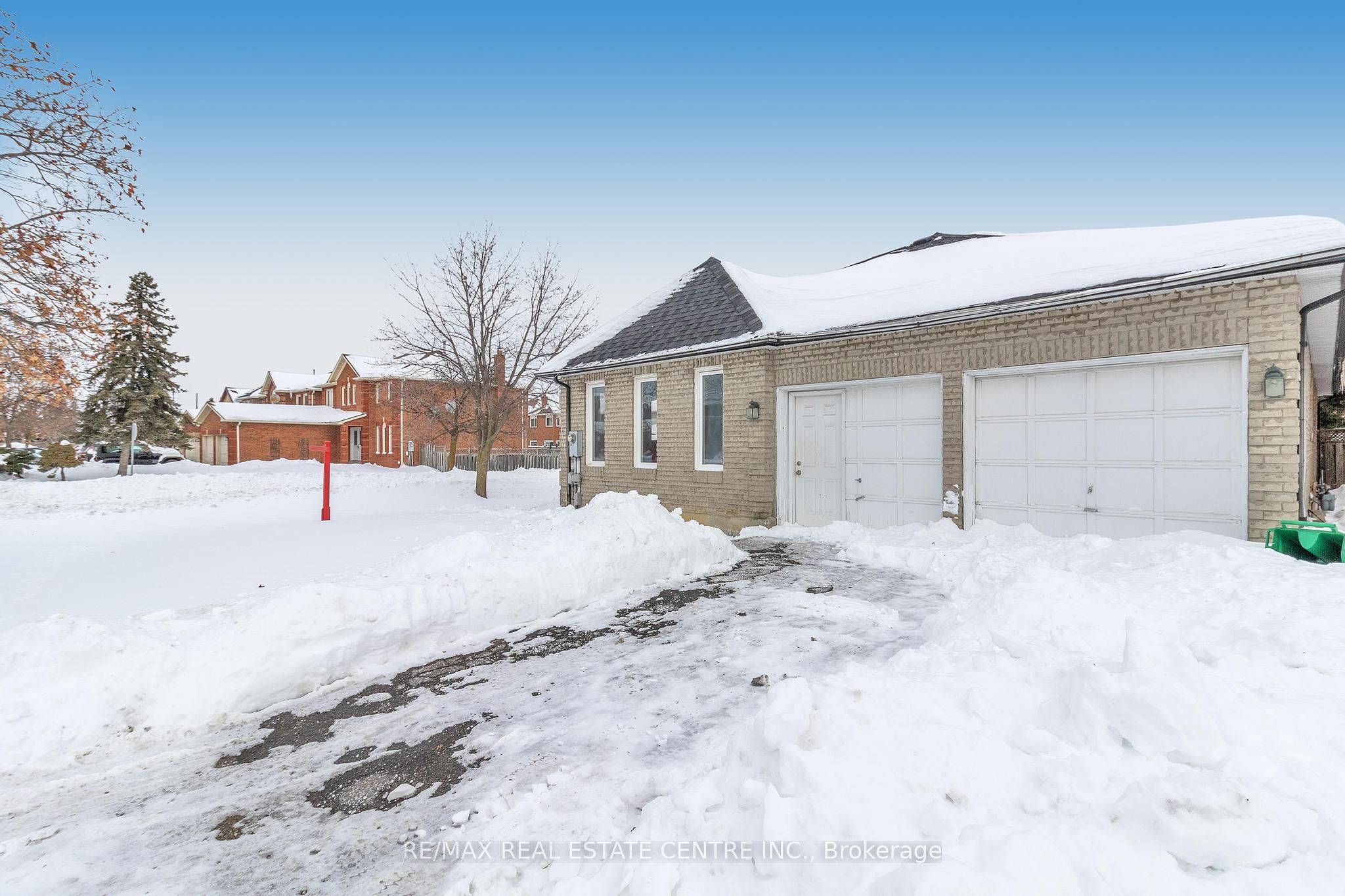 29 Halldorson Trail, Brampton, ON L6W 4L6