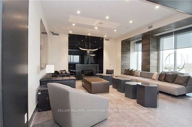 1830 Bloor Street W, #639