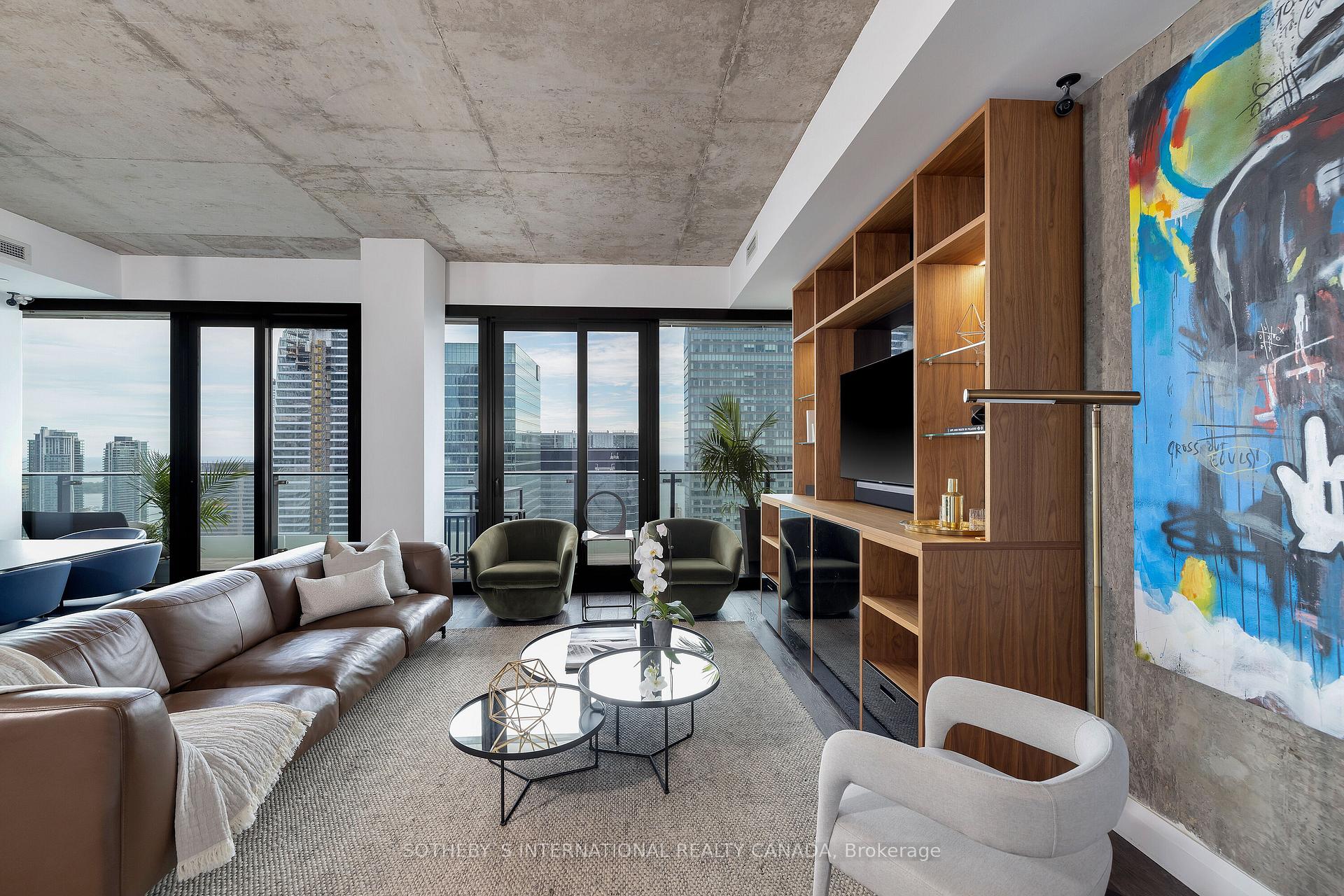 4 Bedrooms Condo at 224 King,  Toronto For sale