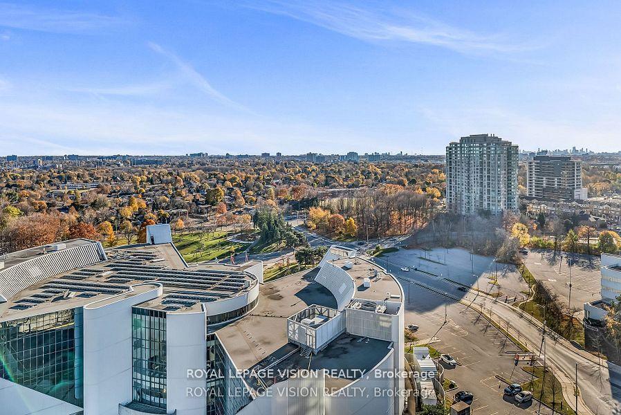 2 Bedrooms Condo at 60 Brian Harrison, Toronto For sale