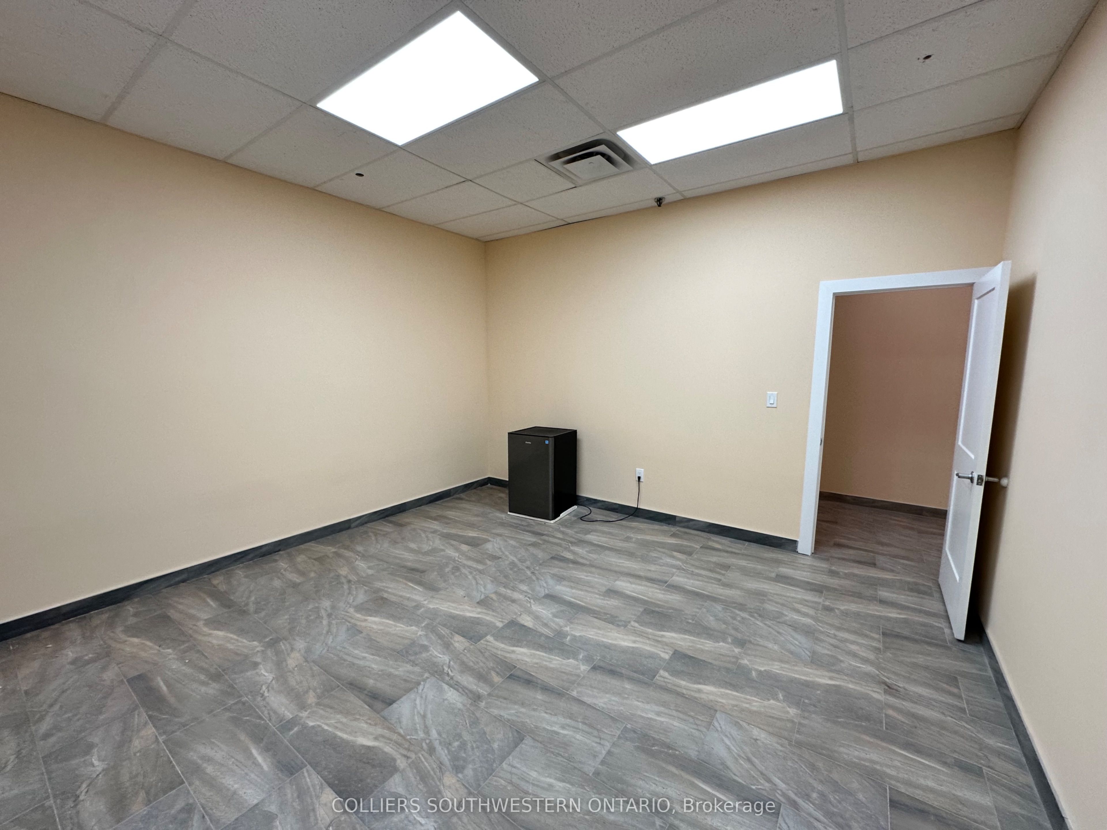 205 Oxford Street E, #C108