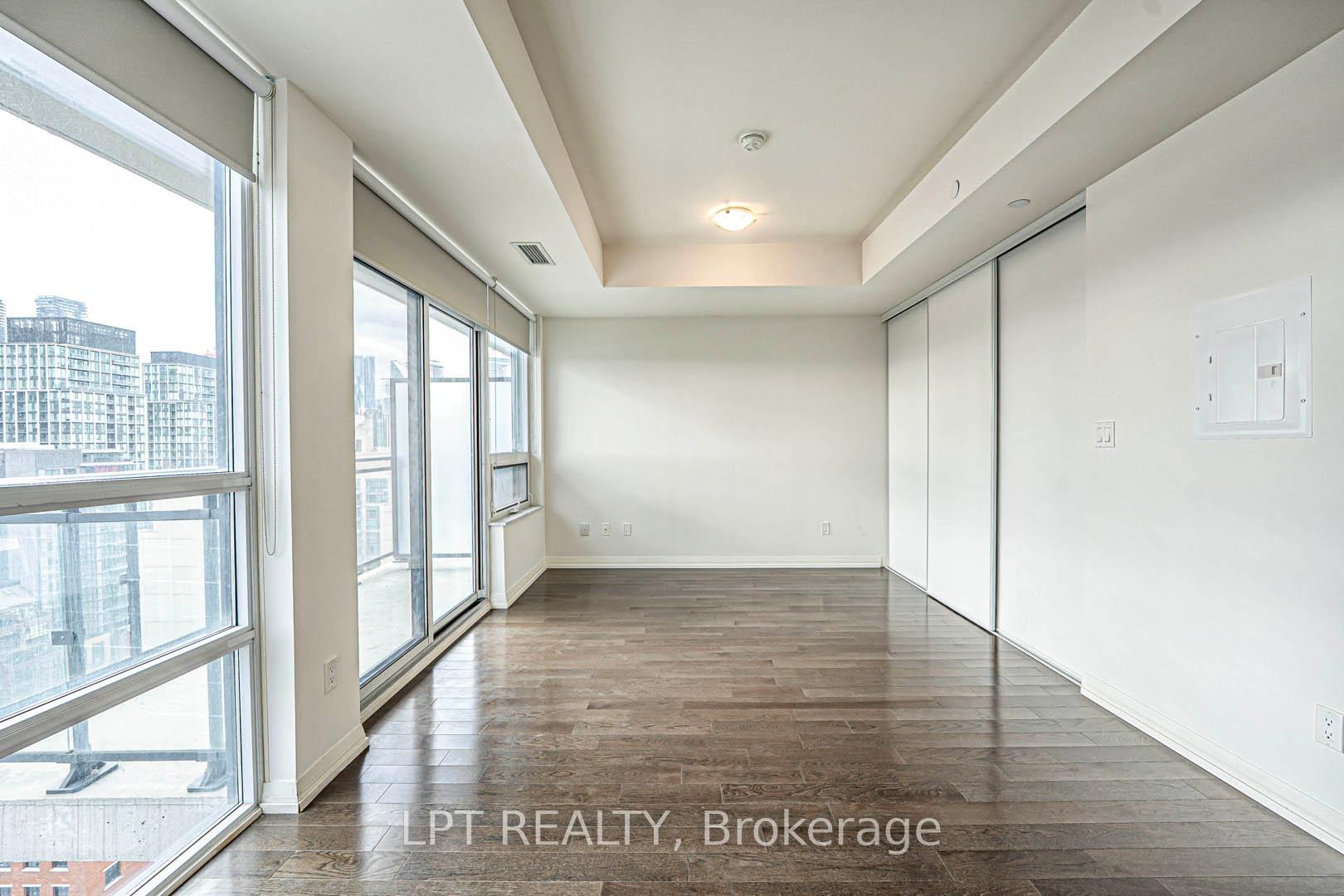 Condo at 460 Adelaide,  Toronto For sale
