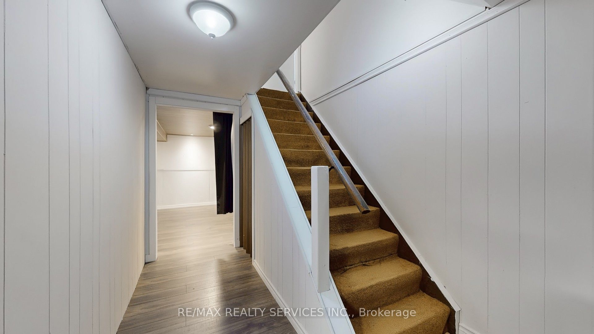 29 Gulliver Crescent