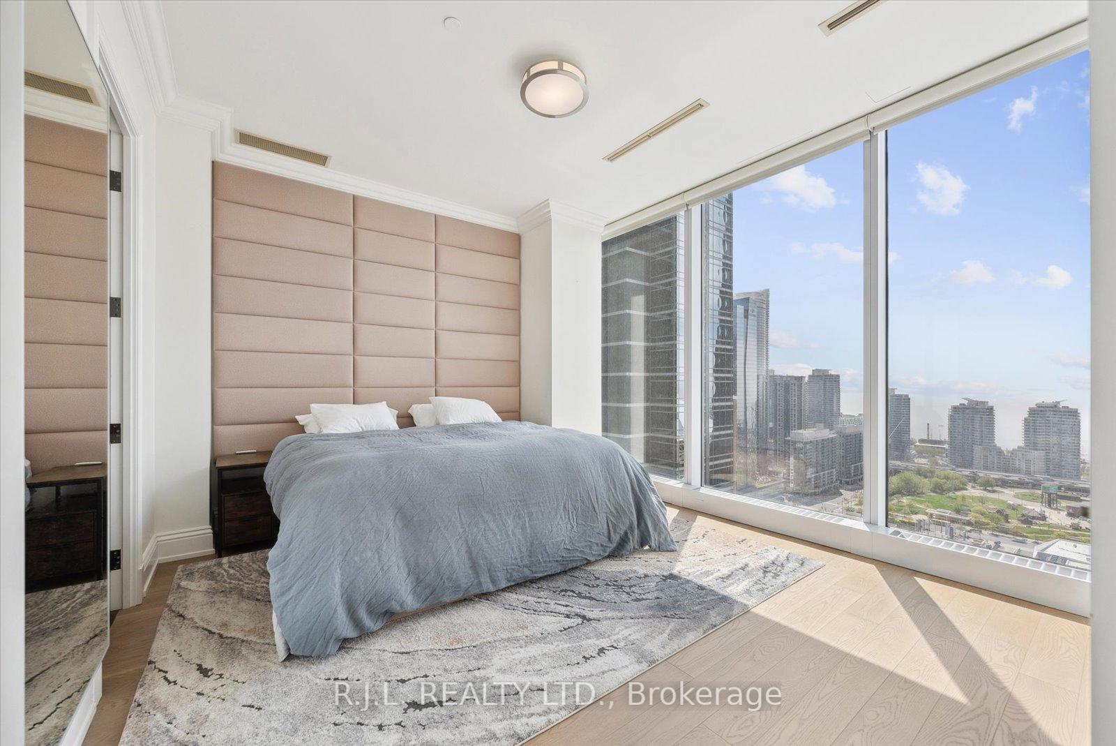 1 Bedroom Condo at 183 Wellington, Toronto For sale