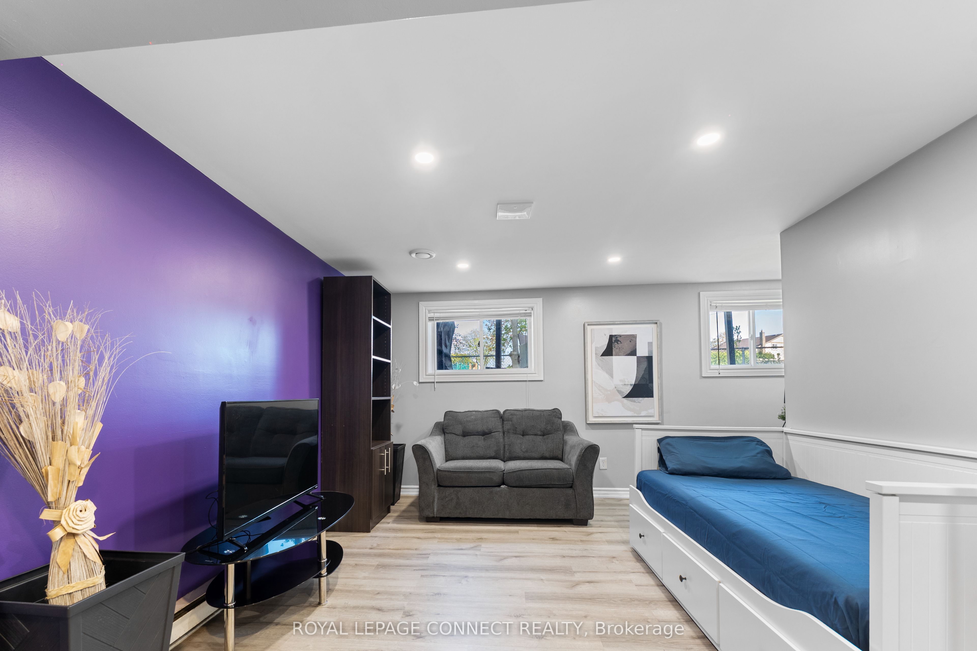 421 Pompano Court