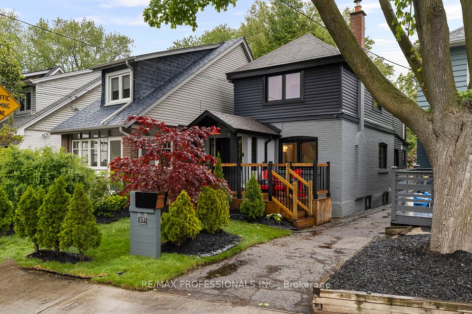 37 West Lynn