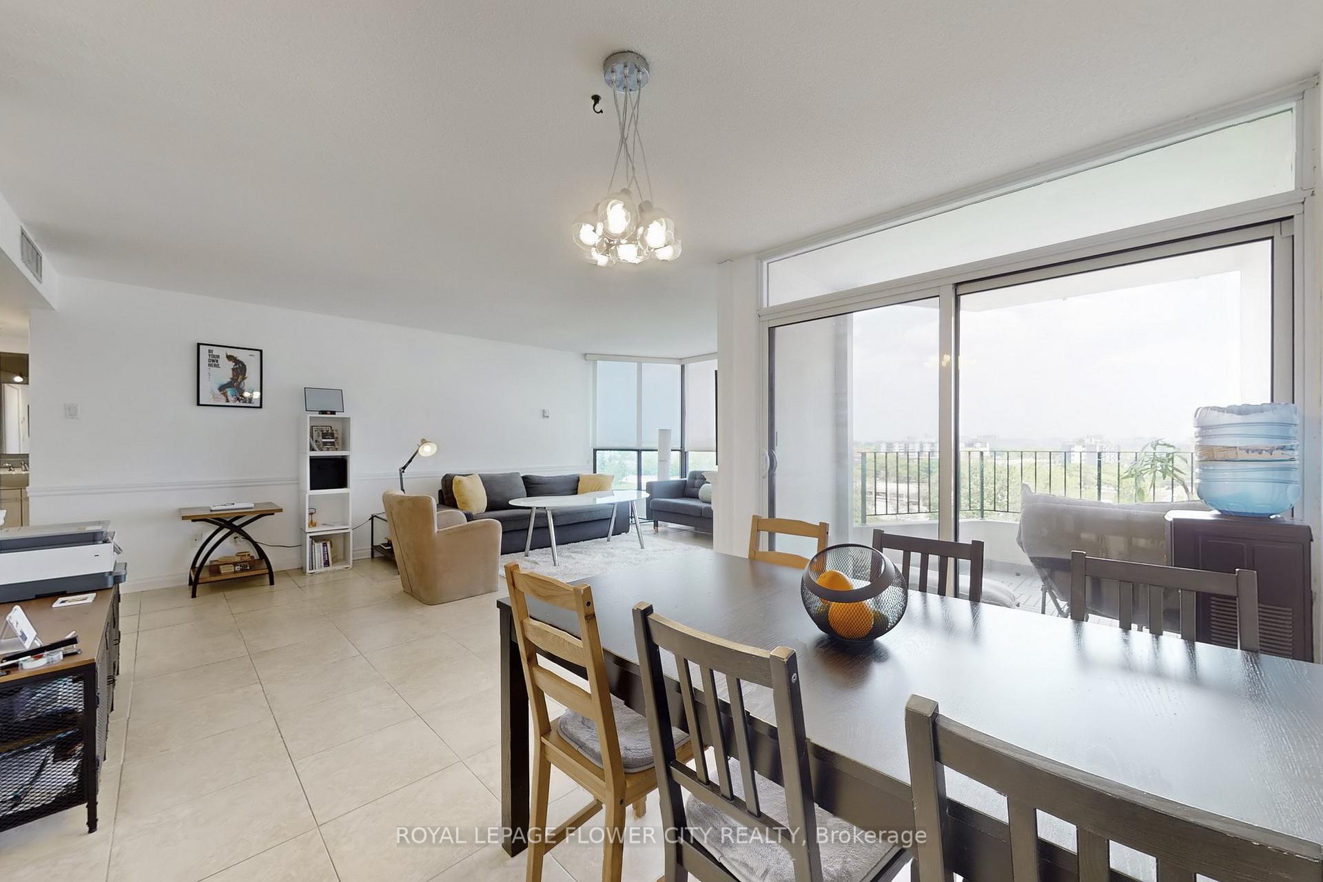 1 Bedroom Condo at 1333 Bloor, Mississauga For sale