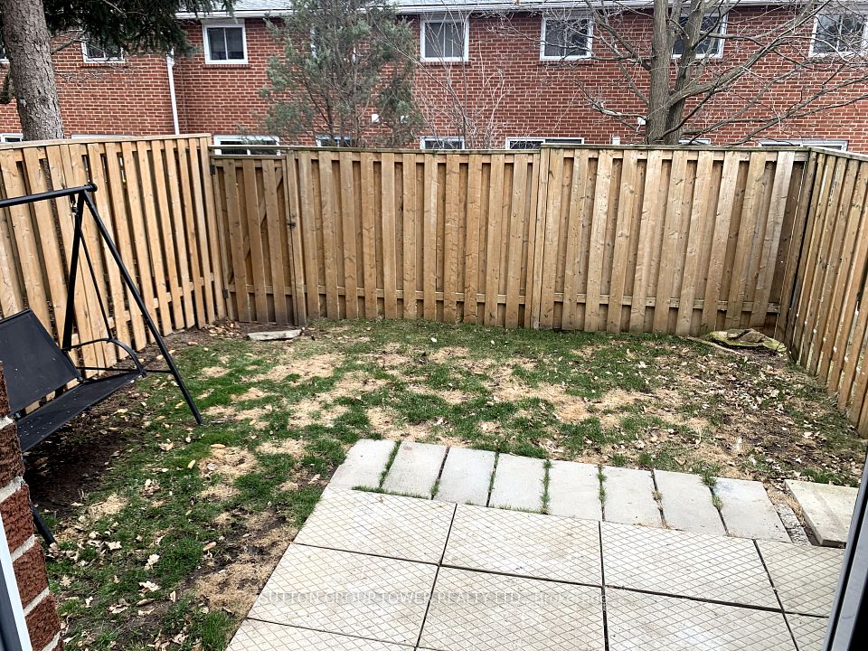 https://trreb-image.ampre.ca/wf6Toy0YrAQ3AiTnoX85TIe5eTjfGpFsqhn07TsA0d0/rs:fit:960:960/wm:.5:so:0:50:.4/wmsh:10/wmt:PHNwYW4gZm9yZWdyb3VuZD0nd2hpdGUnIGZvbnQ9JzY4Jz5TVVRUT04gR1JPVVAtVE9XRVIgUkVBTFRZIExURC4sIEJyb2tlcmFnZTwvc3Bhbj4/L3RycmViL2xpc3RpbmdzLzQxLzA1LzUxLzU3L3AvYTRhMTljNjUtZDk5OC00MDAxLTljMGUtZTlhMGU0NWNhNDlmLmpwZw.jpg