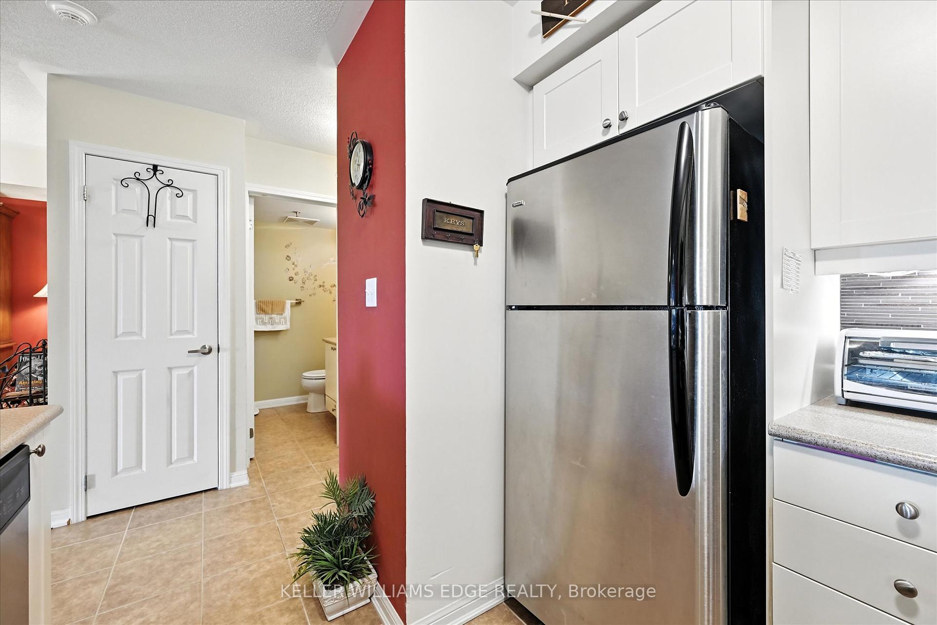 1 Bedroom Condo at 3070 Rotary, Burlington For sale