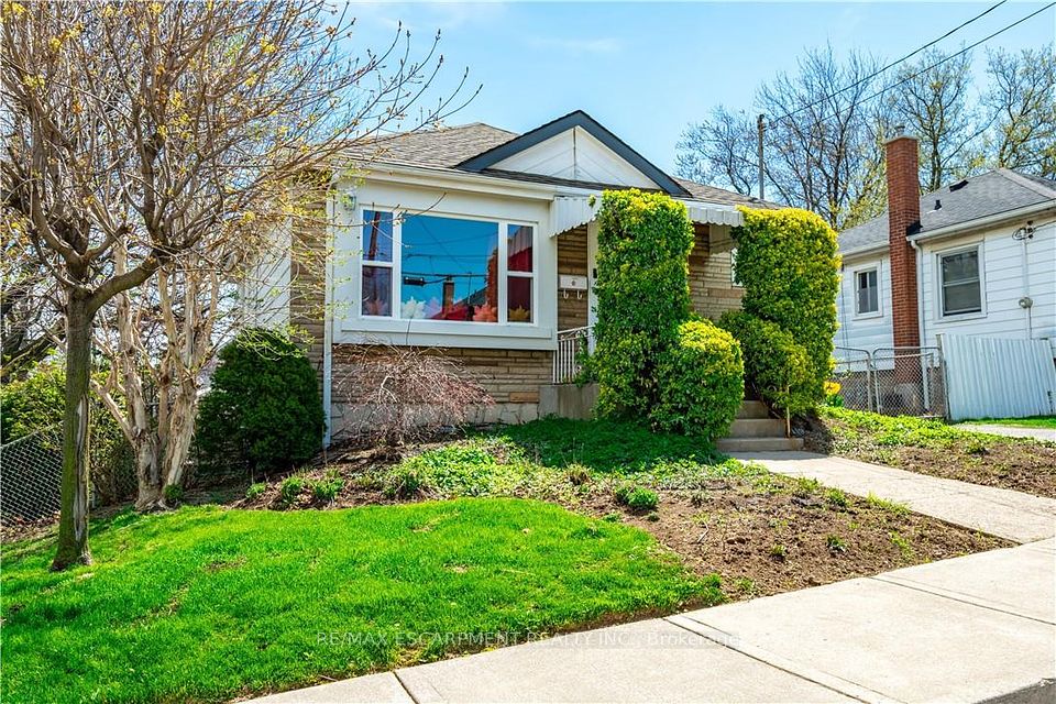 119 East 17th