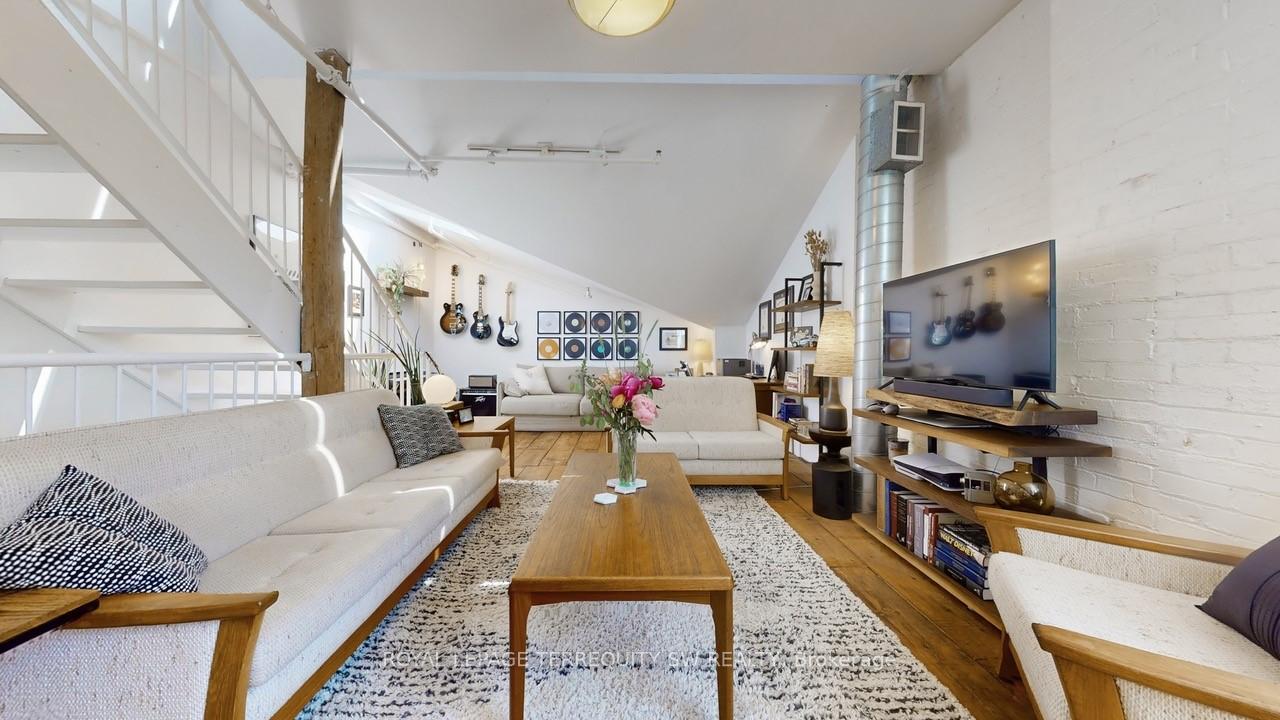 2 Bedrooms Condo at 284 St Helens, Toronto For sale