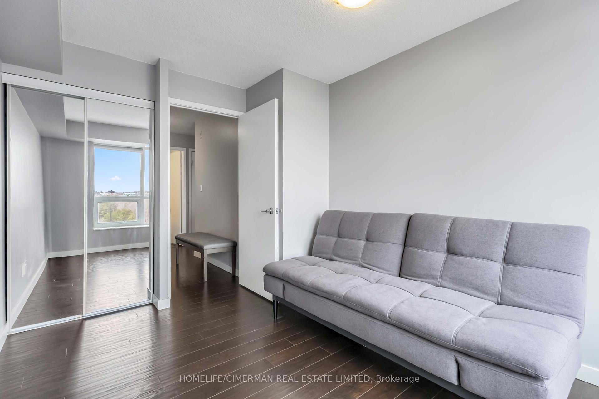 3 Bedrooms Condo at 120 Dallimore, Toronto For sale