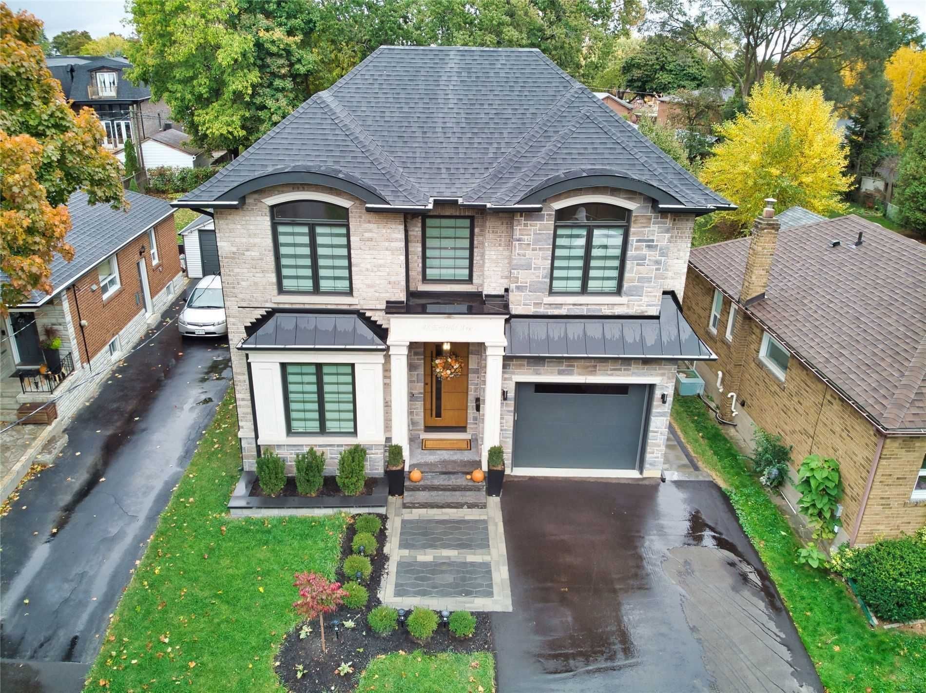 48 Enfield Avenue W