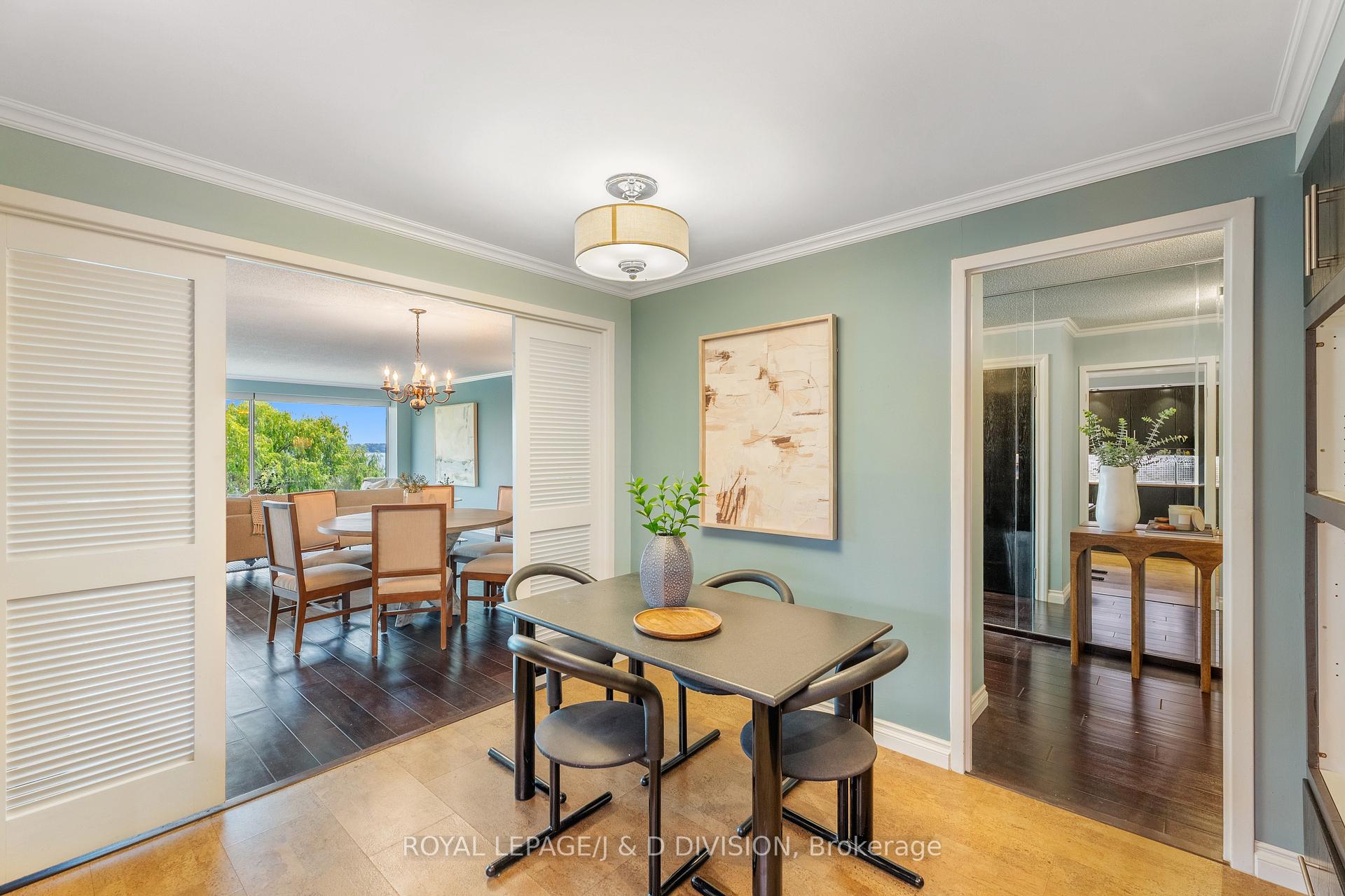 2 Bedrooms Condo at 401 Queens, Toronto For sale
