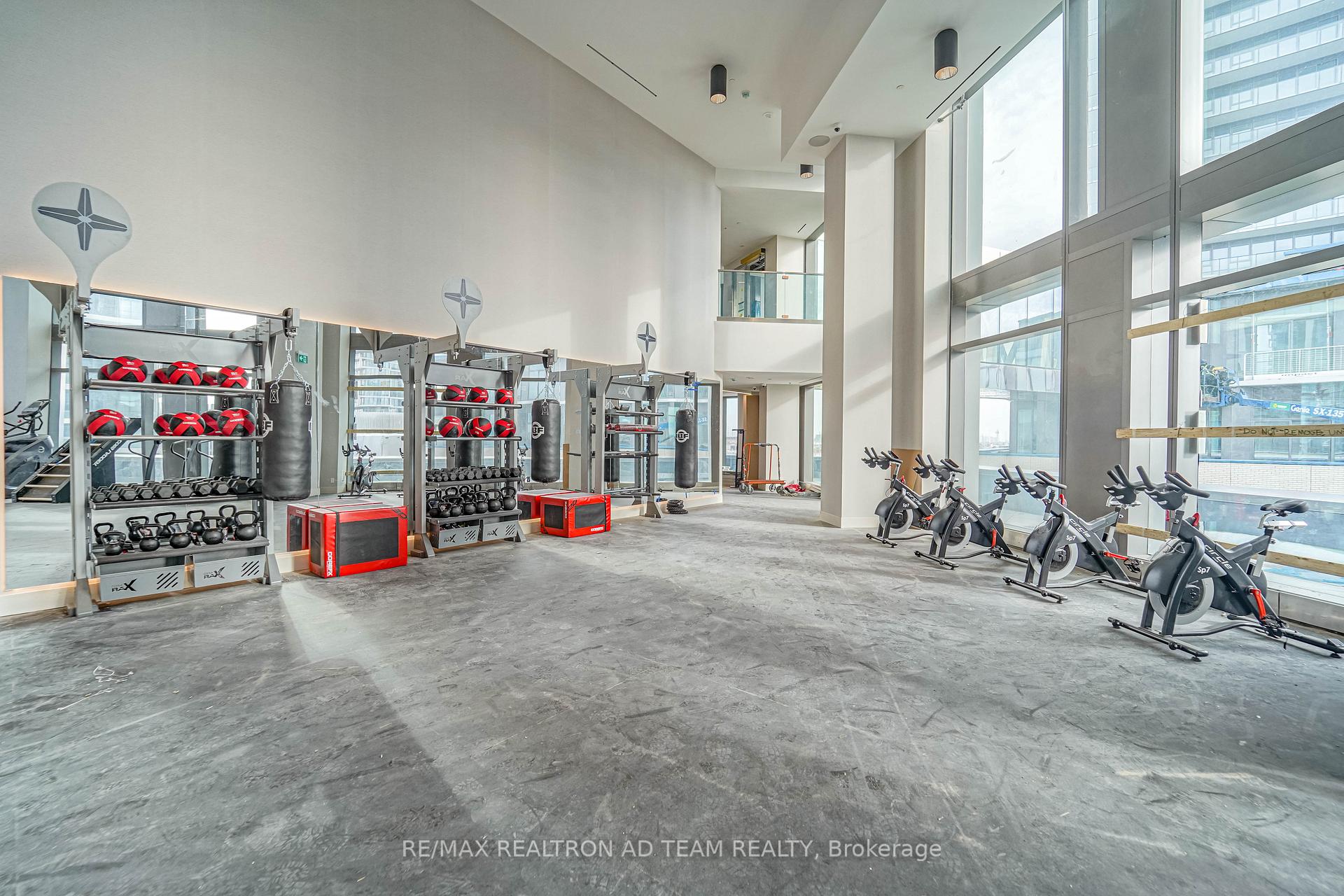 1 Bedroom Condo at 1000 Portage, Vaughan For sale