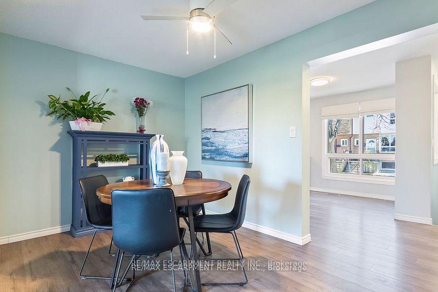 3 Bedrooms Condo at 1301 Upper Gage,  Hamilton For sale