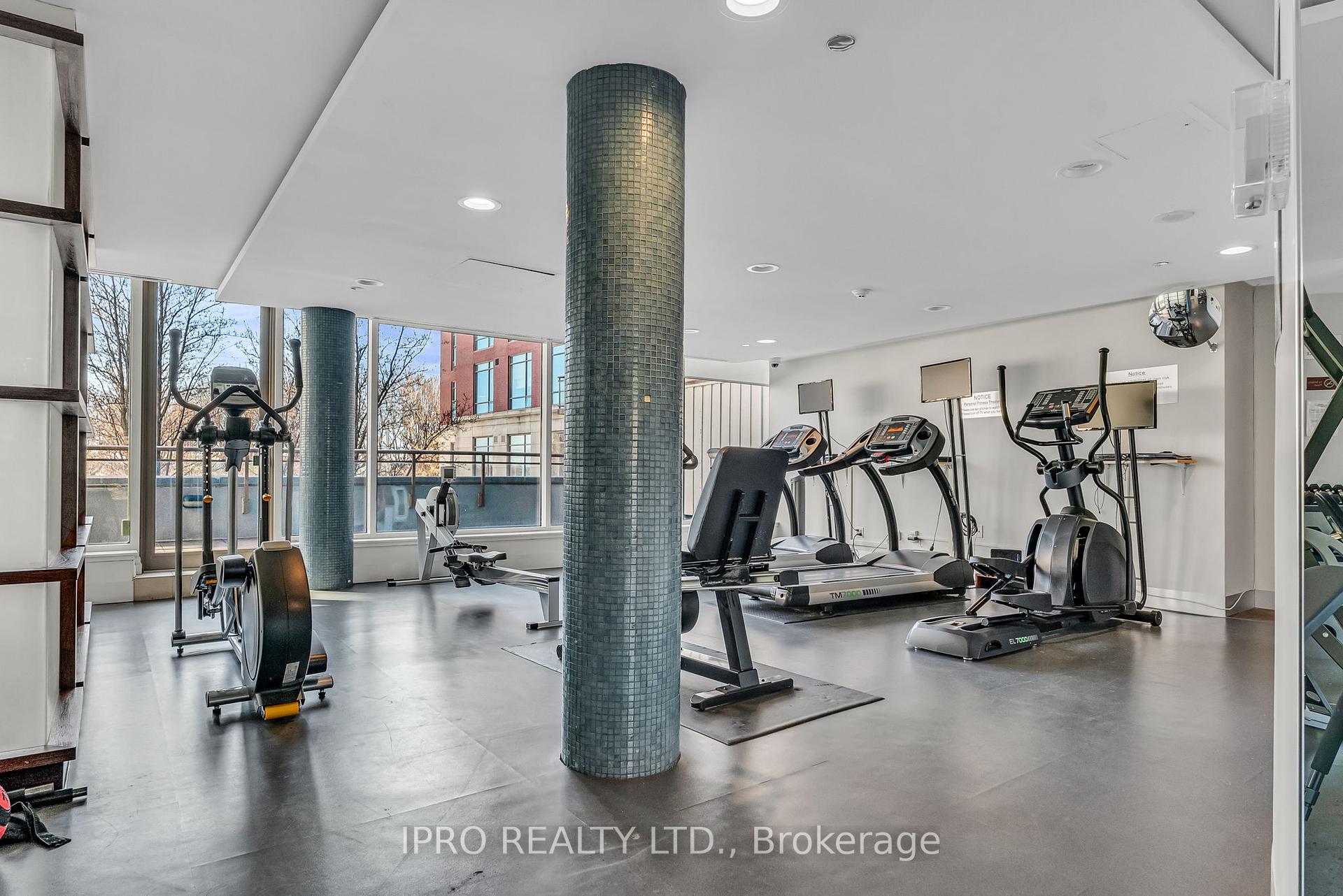 3 Bedrooms Condo at 500 Queens, Toronto For sale