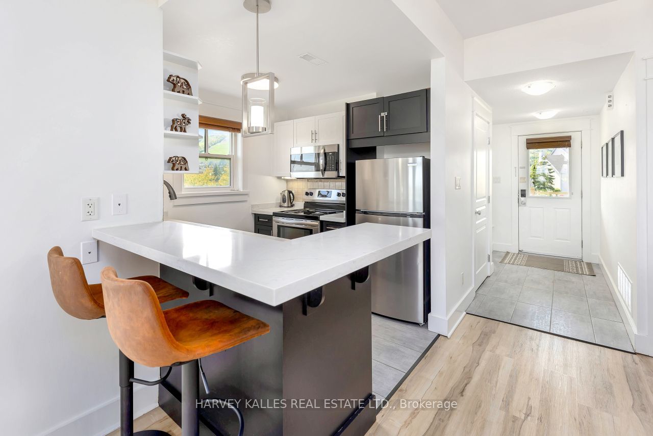 115 Fairway Court 211