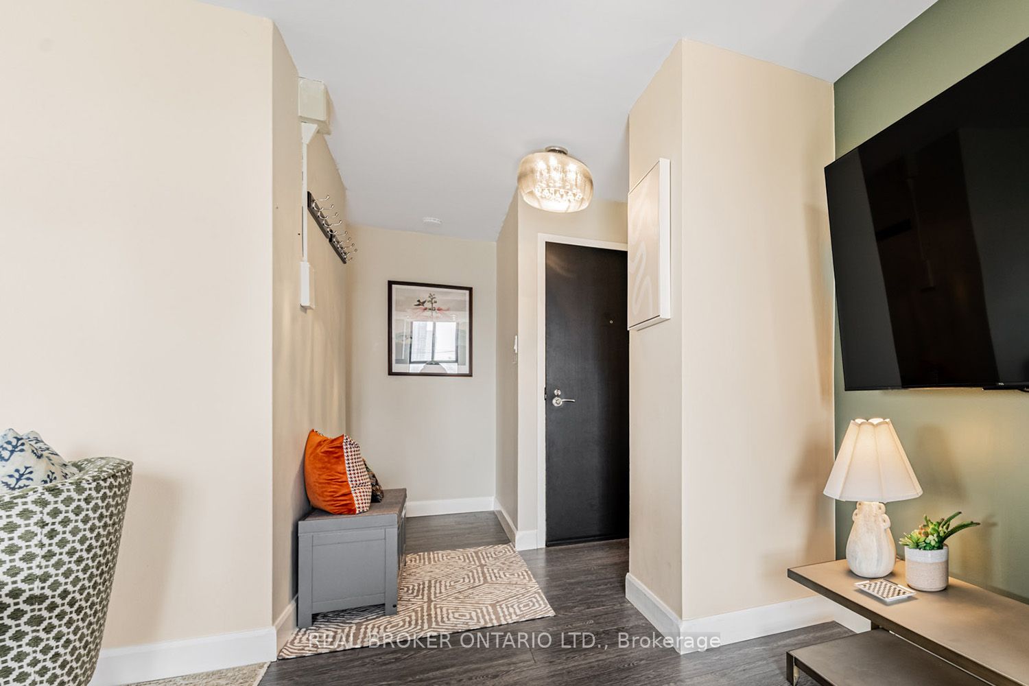 2721 Victoria Park Avenue, #506