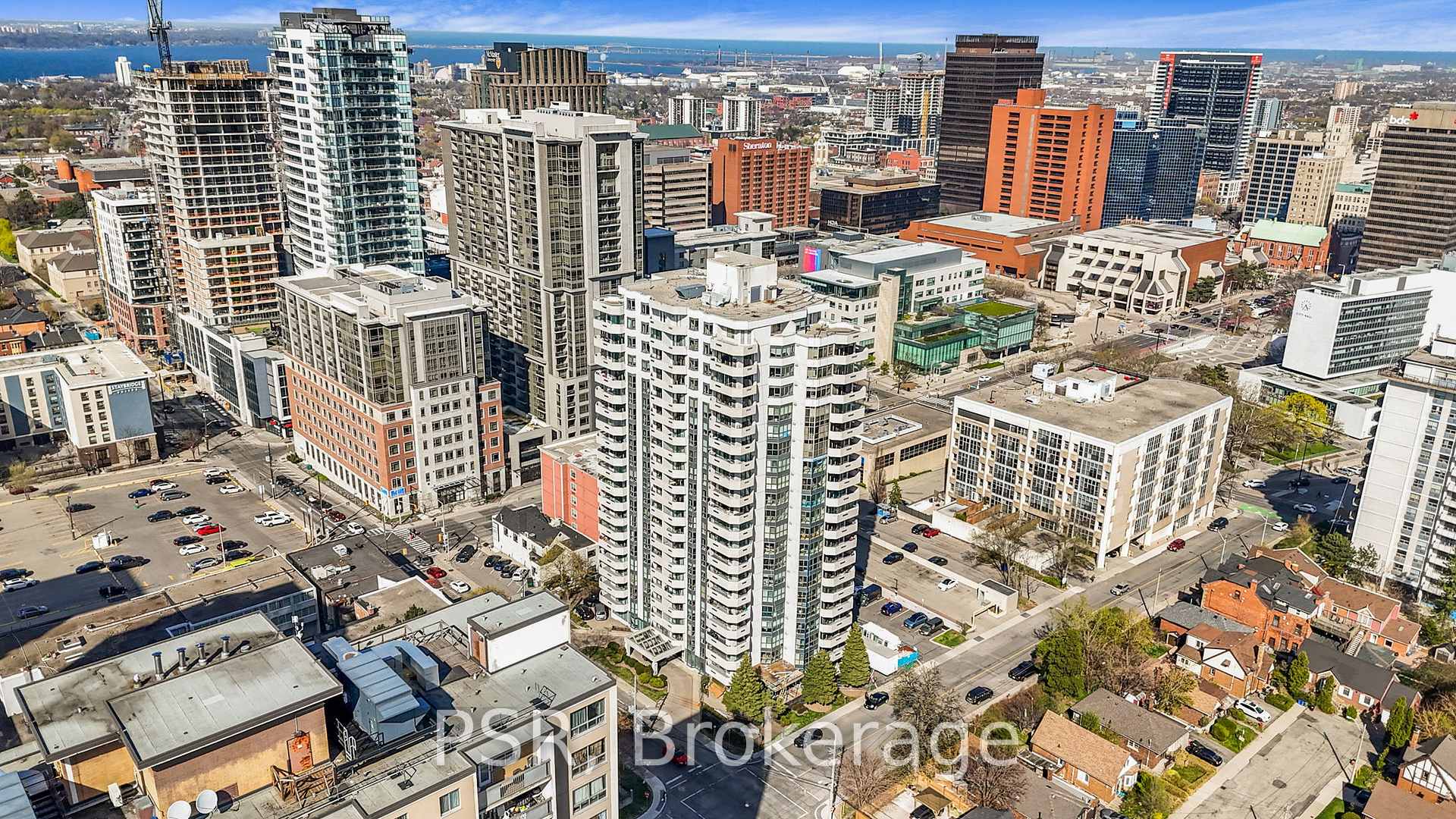 2 Bedrooms Condo at 67 Caroline,  Hamilton For sale