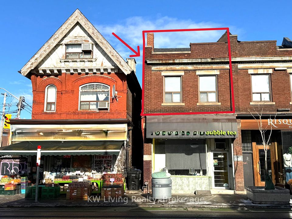 660 1/2 Bloor