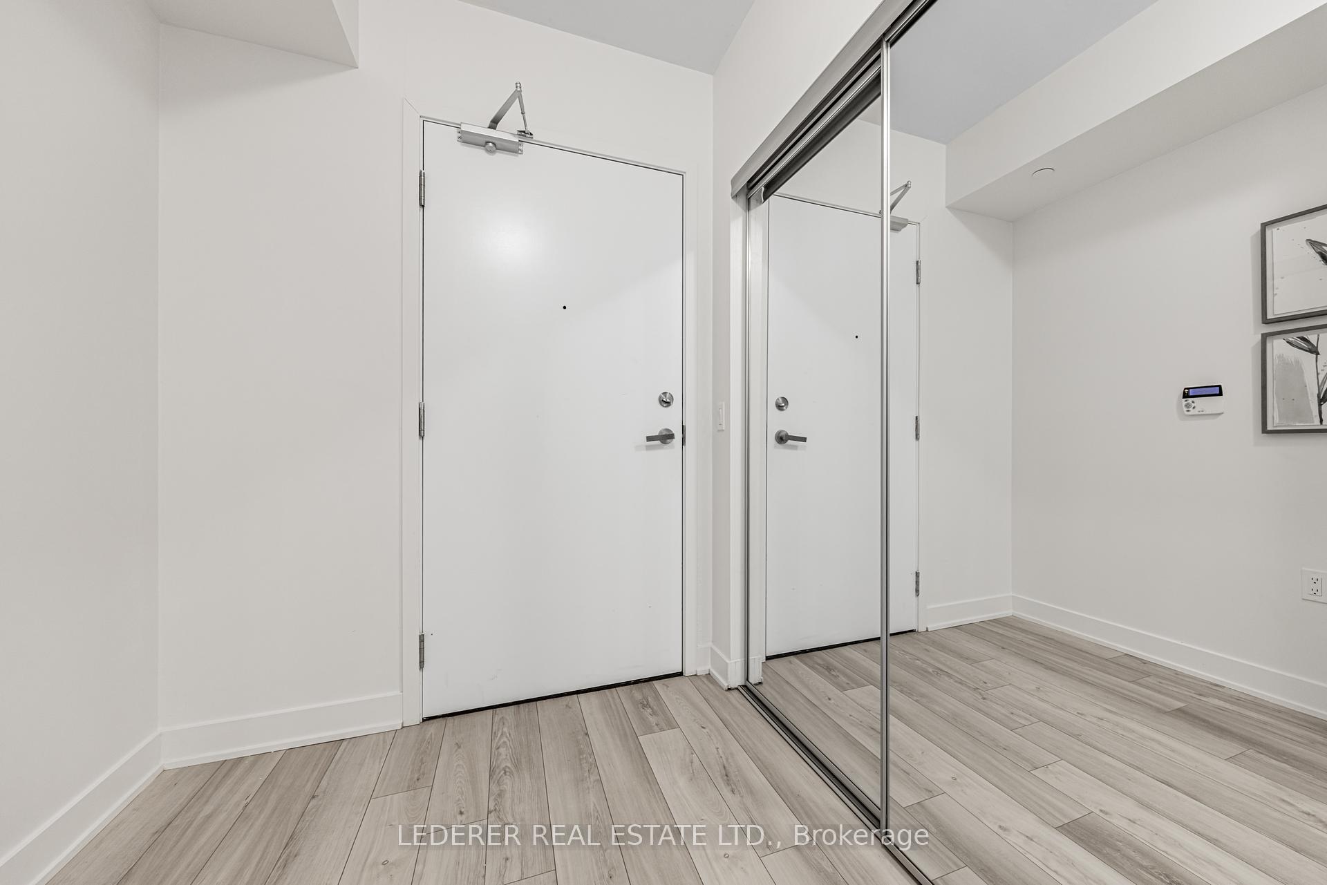 2 Bedrooms Condo at 195 Redpath, Toronto For sale