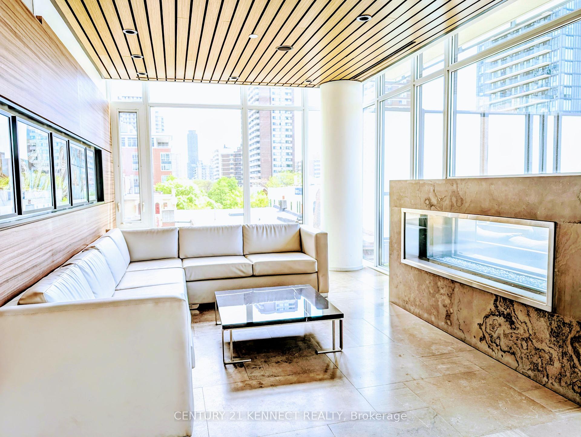 Condo at 75 St Nicholas, Toronto For sale