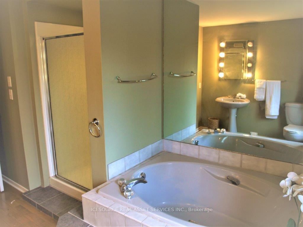 350 Sarnia Road, London North, ON N6G 1N3