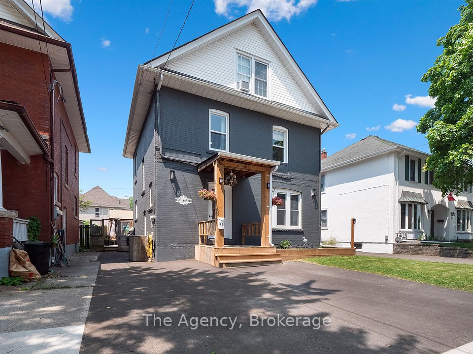 48 Grove