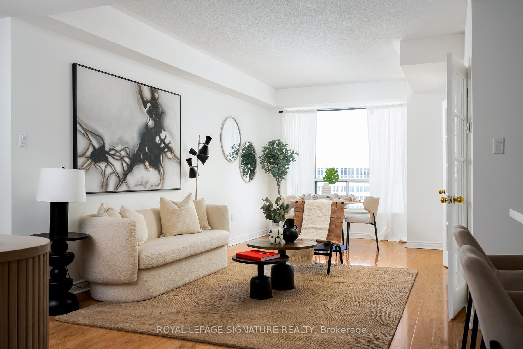 3 Bedrooms Condo at 889 Bay, Toronto For sale