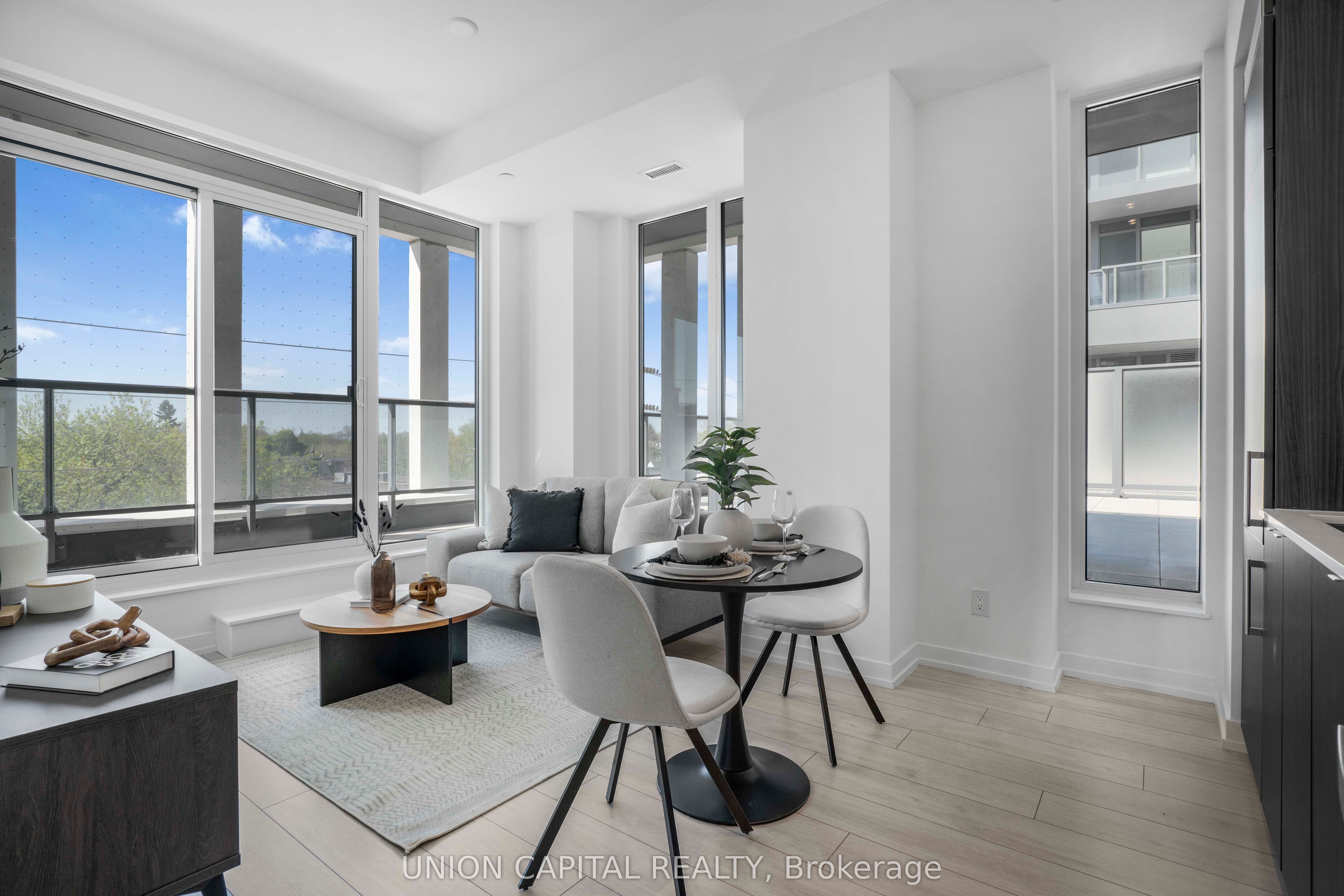500 Dupont Street, #319