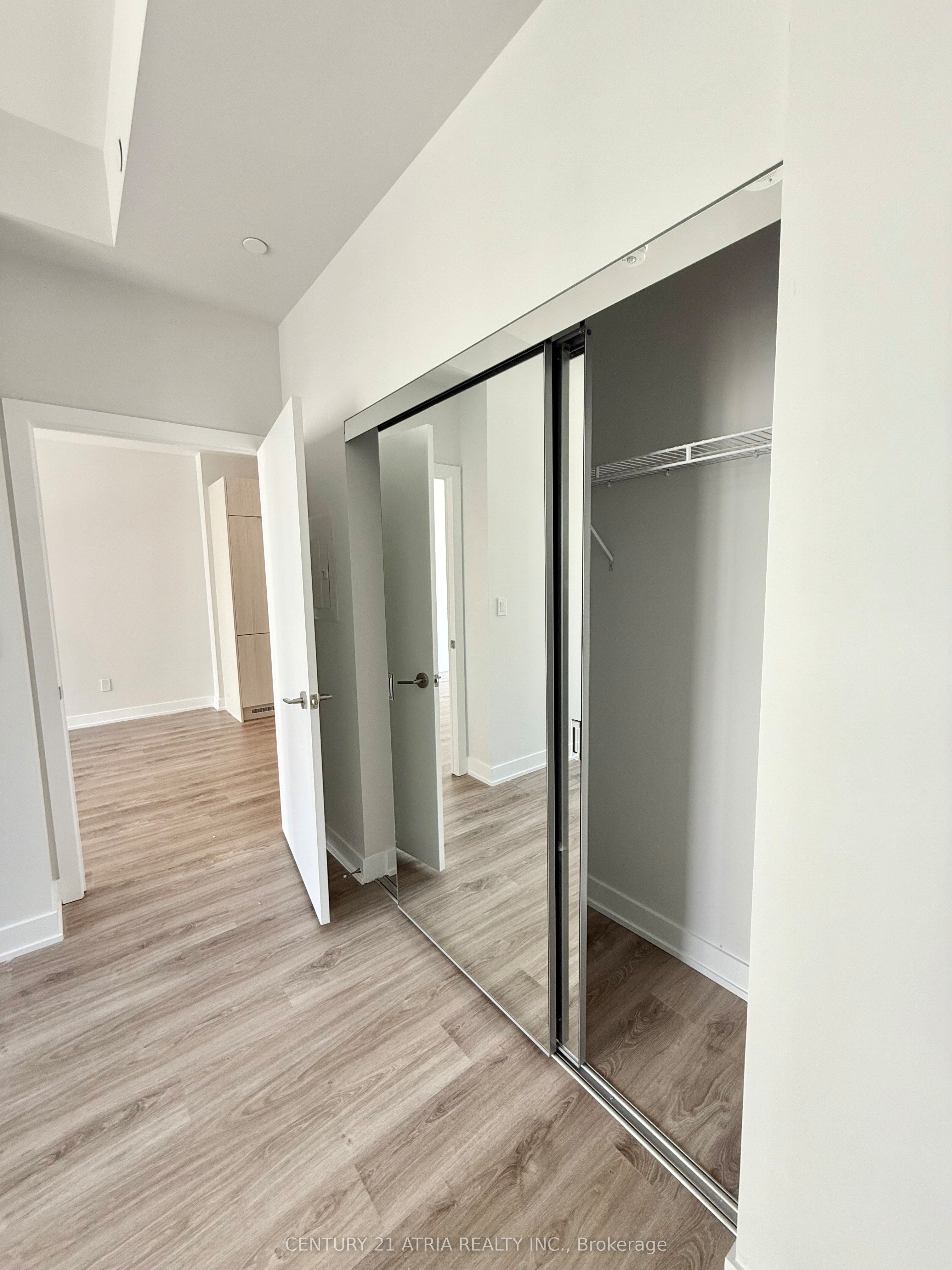 430 Square one Drive, #323