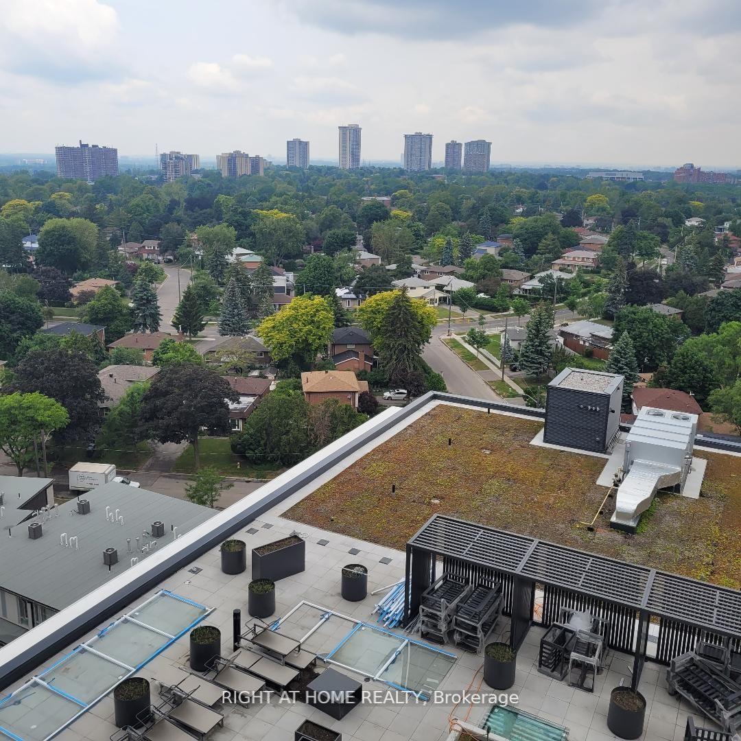 2 Bedrooms Condo at 188 Fairview mall, Toronto For sale
