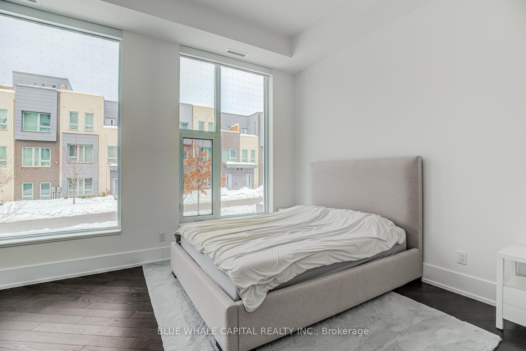 3 Bedrooms Condo at 25 Adra Grado,  Toronto For sale