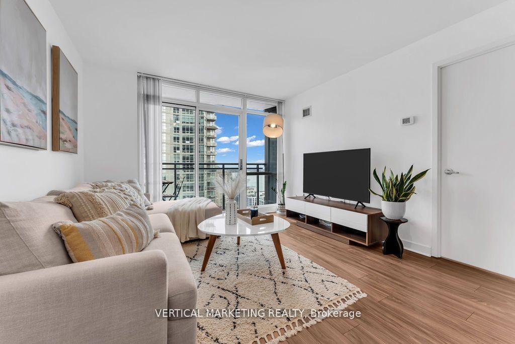 2 Bedrooms Condo at 11 Brunel, Toronto For sale