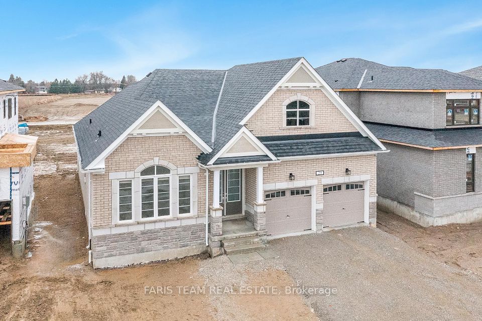 29 Edgar Avenue, Essa, ON L3W 0A9