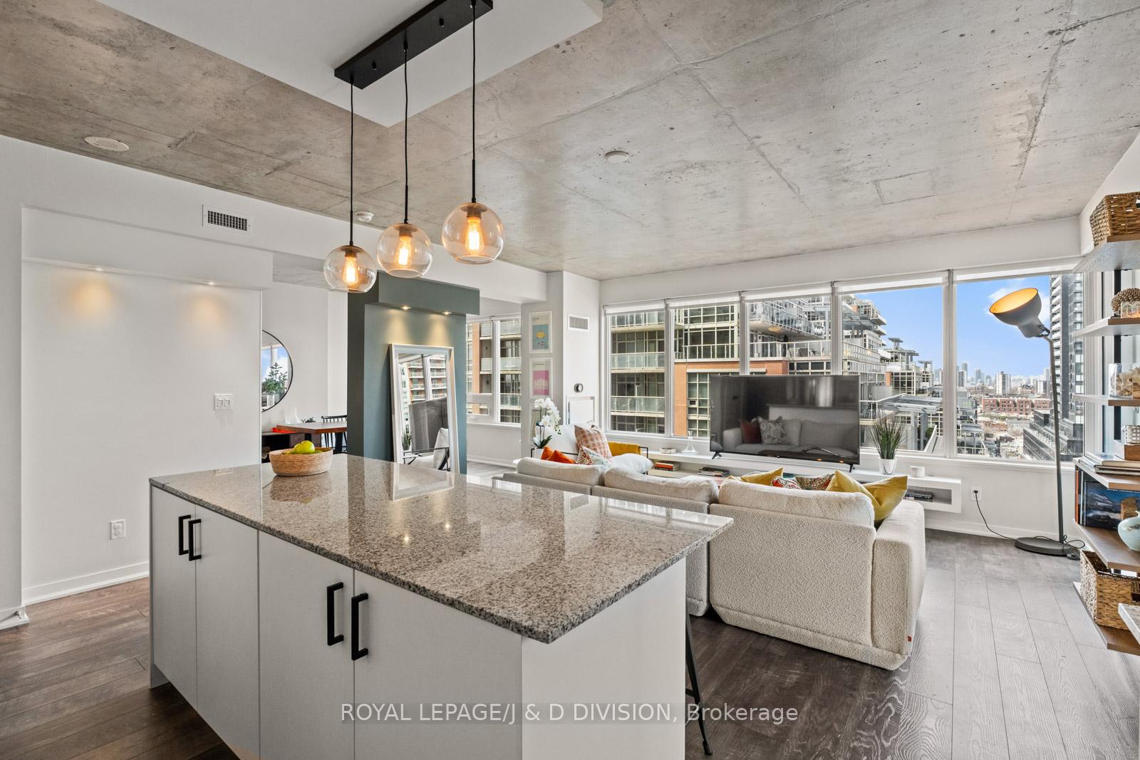 3 Bedrooms Condo at 59 East Liberty,  Toronto For sale