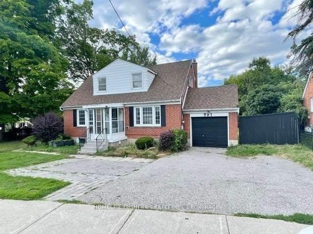 981 Davis