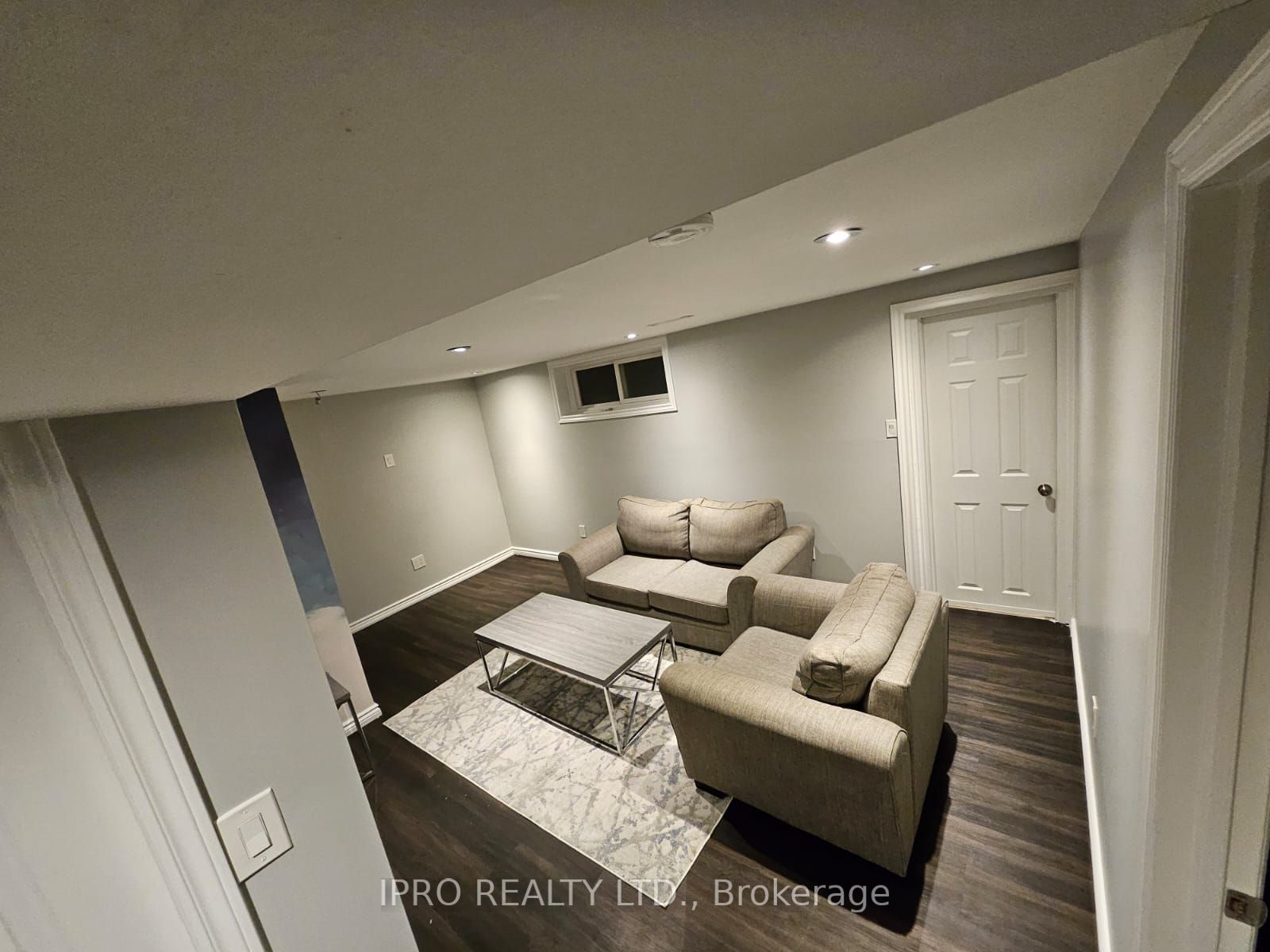 2435 Callum Avenue, #Lower