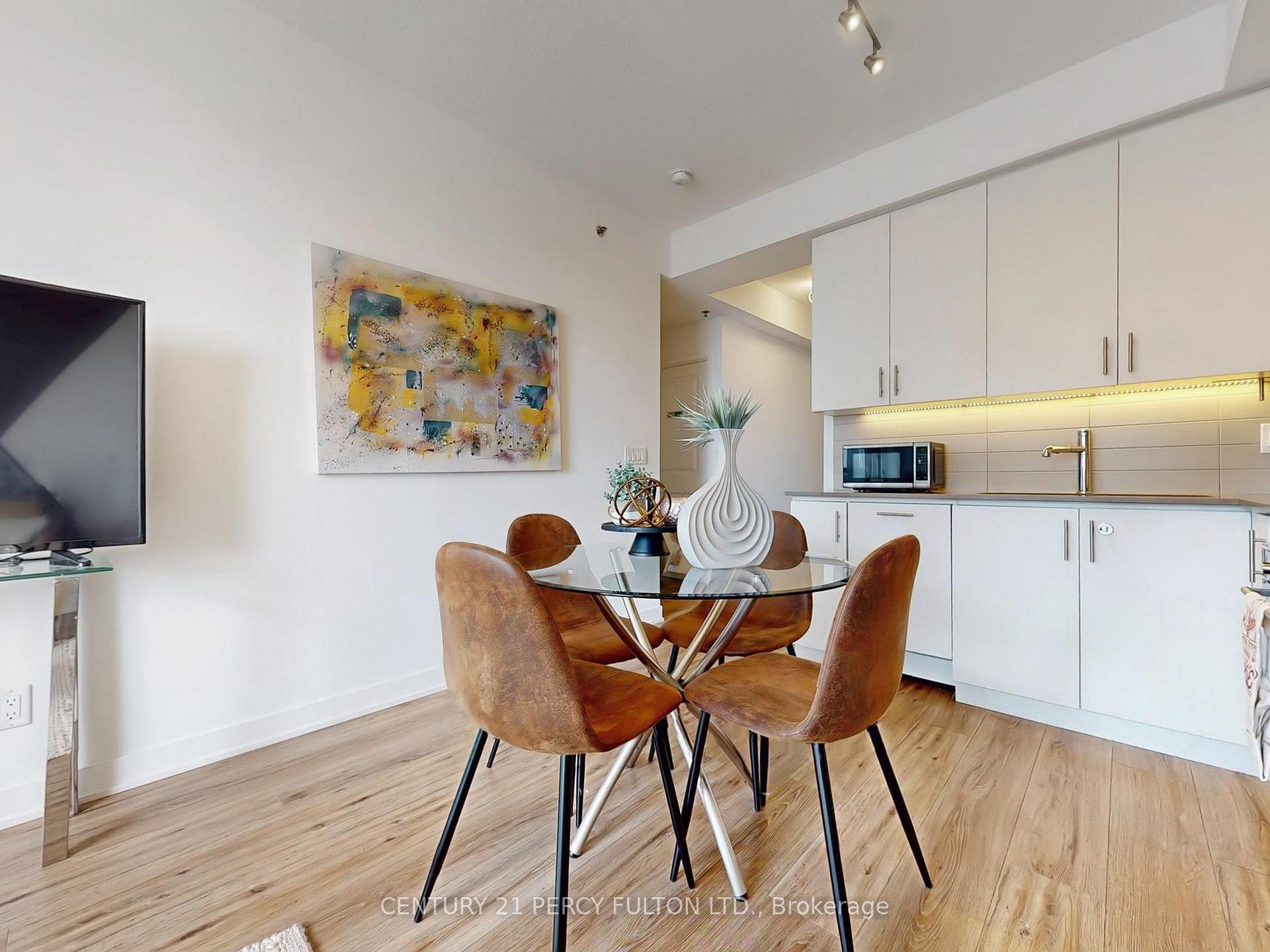 2 Bedrooms Condo at 195 Bonis, Toronto For sale