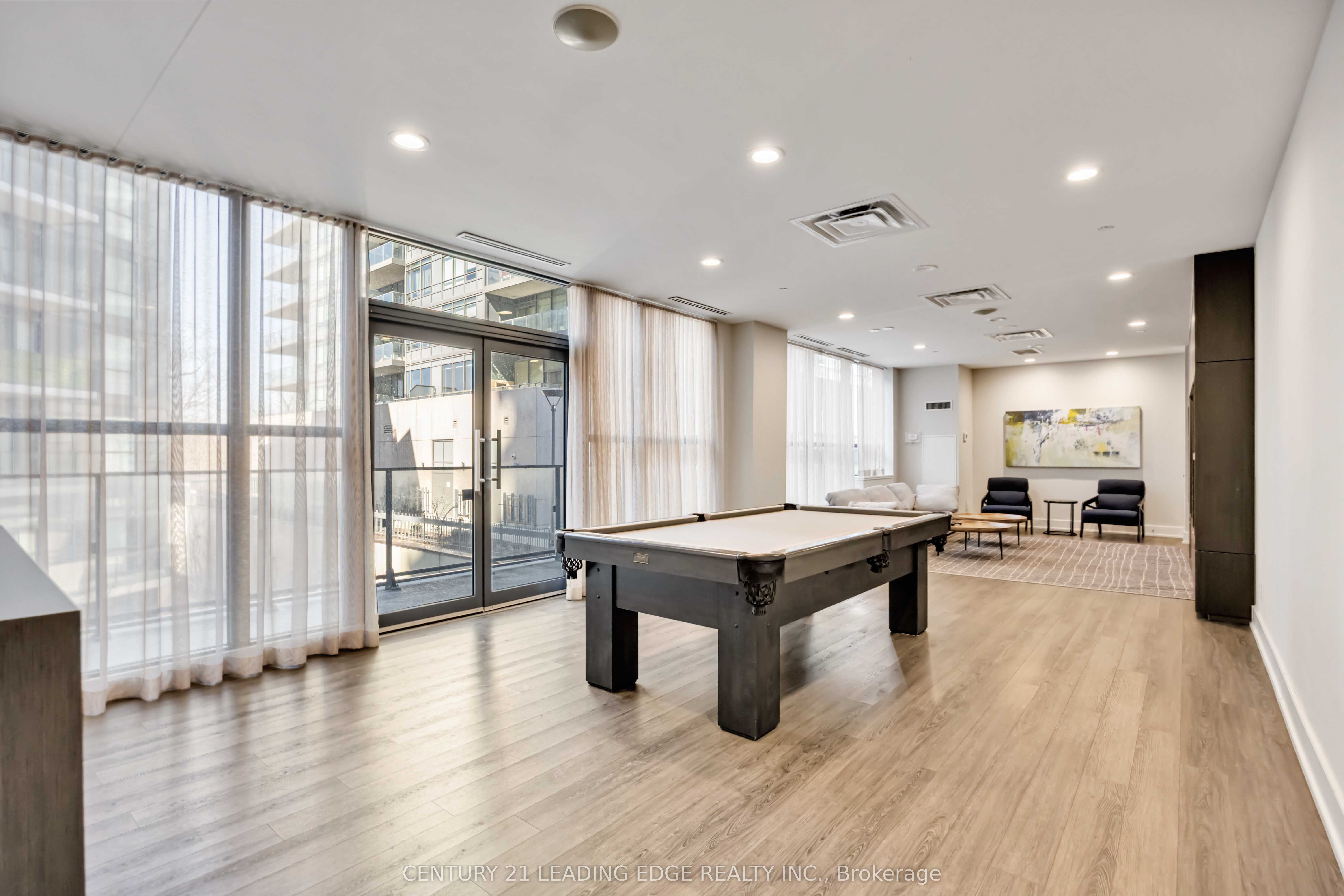 10 Park Lawn Road, #621