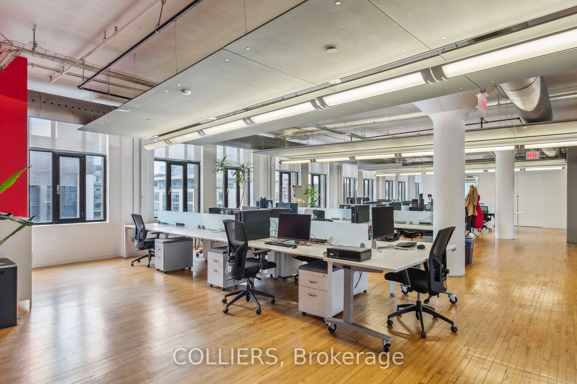 110 Spadina Avenue, #900