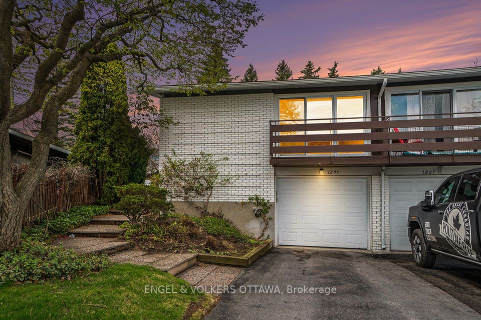 1805 Applegrove