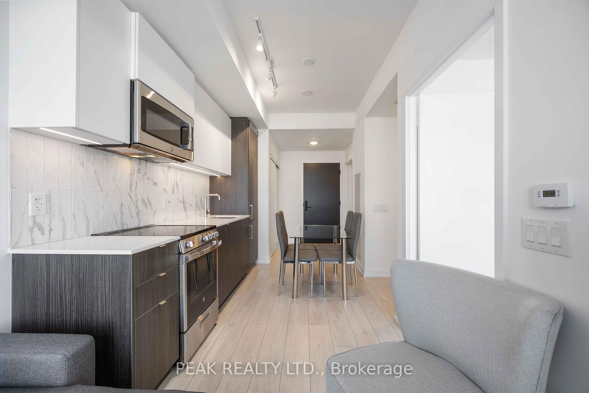 1 Bedroom Condo at 500 Dupont,  Toronto For sale