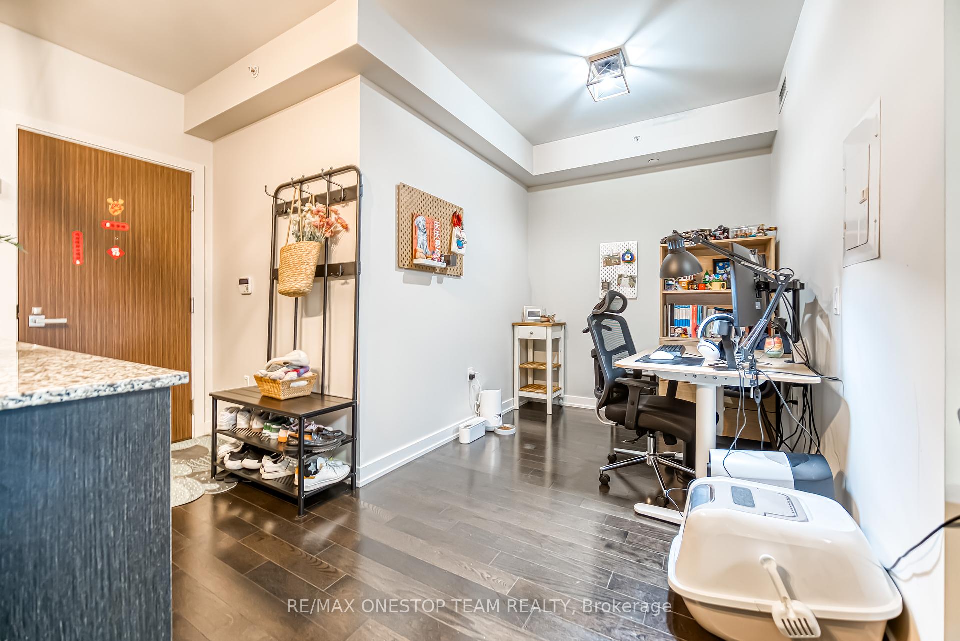 2 Bedrooms Co-op at 1 The Esplanade, Toronto For sale