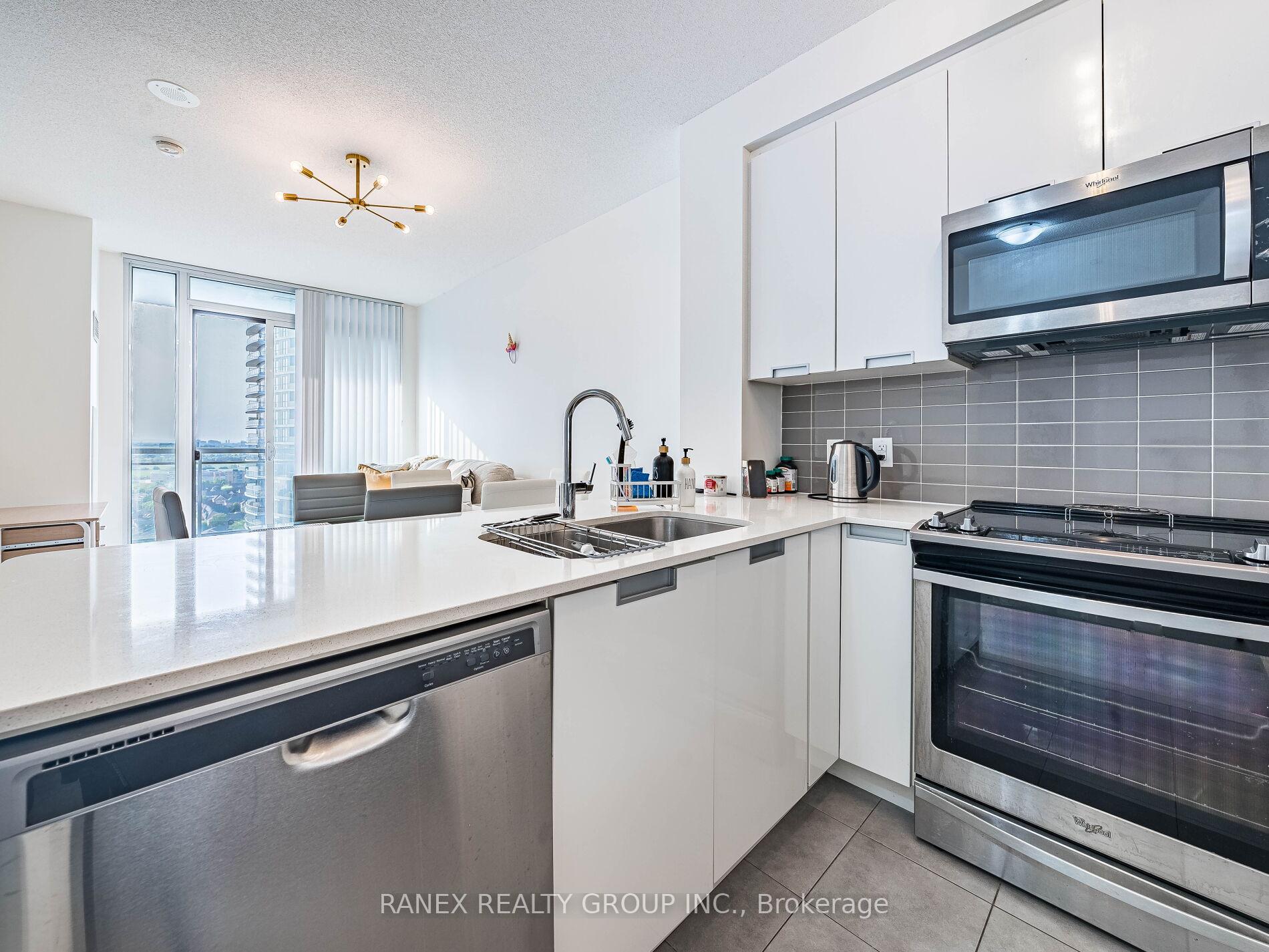 2 Bedrooms Condo at 5025 Four Springs, Mississauga For sale