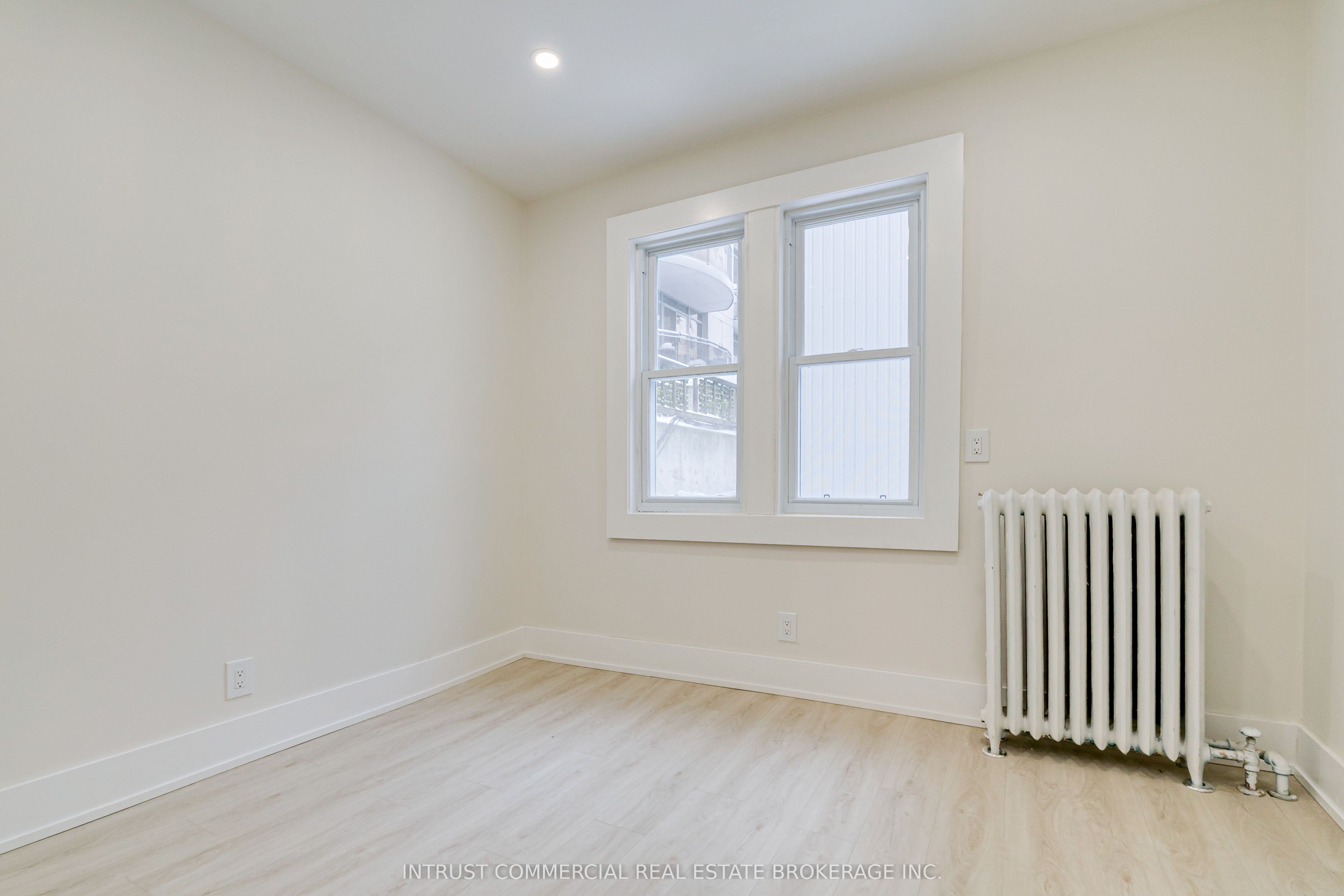 1438 Yonge Street, #2nd Floor