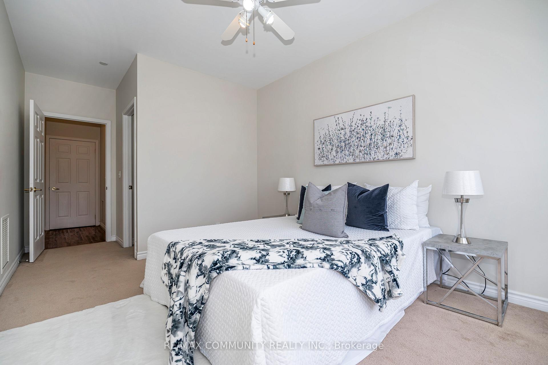 1 Bedroom Condo at 980 Yonge,  Toronto For sale