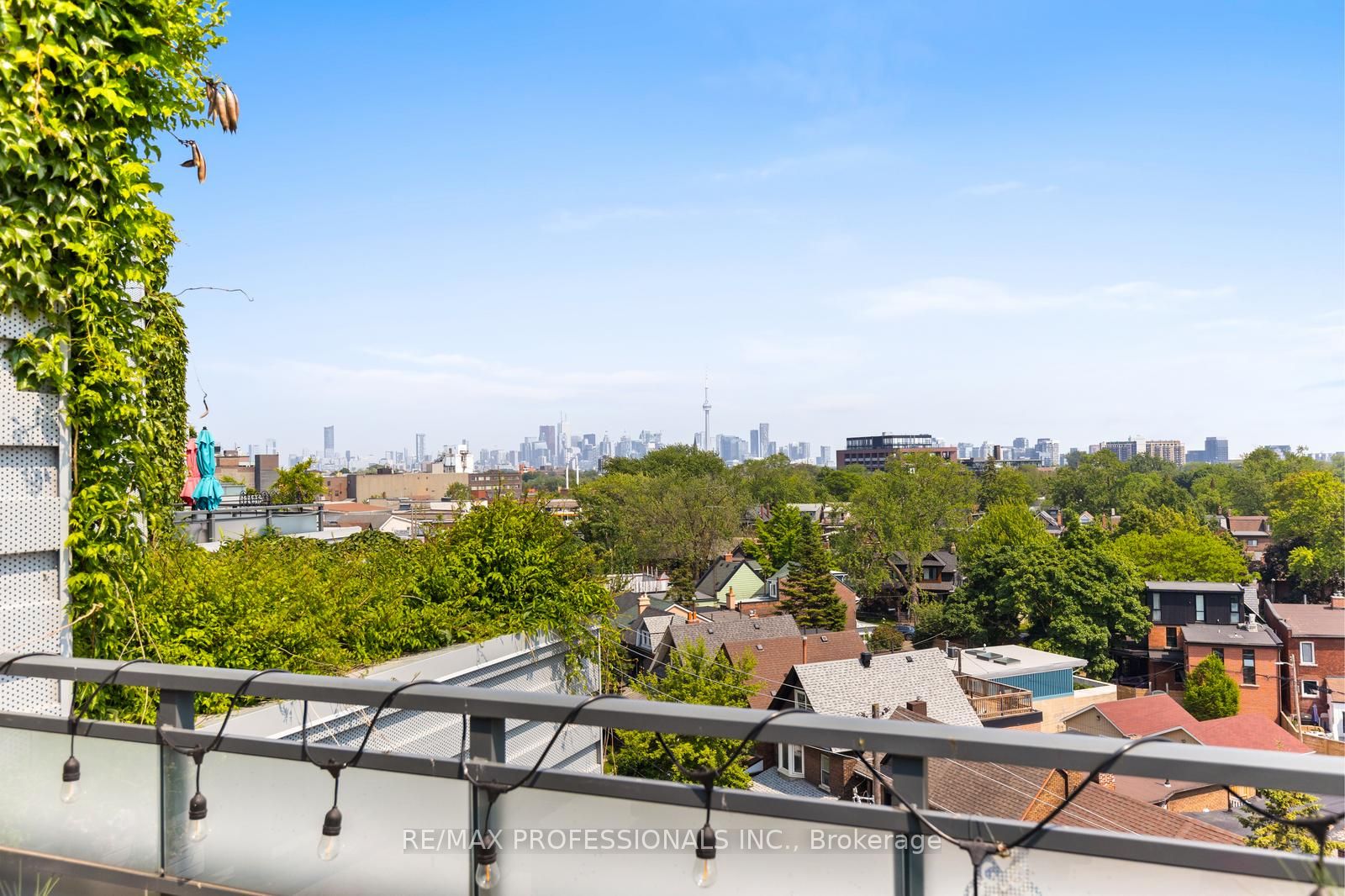 38 Howard Park, #714