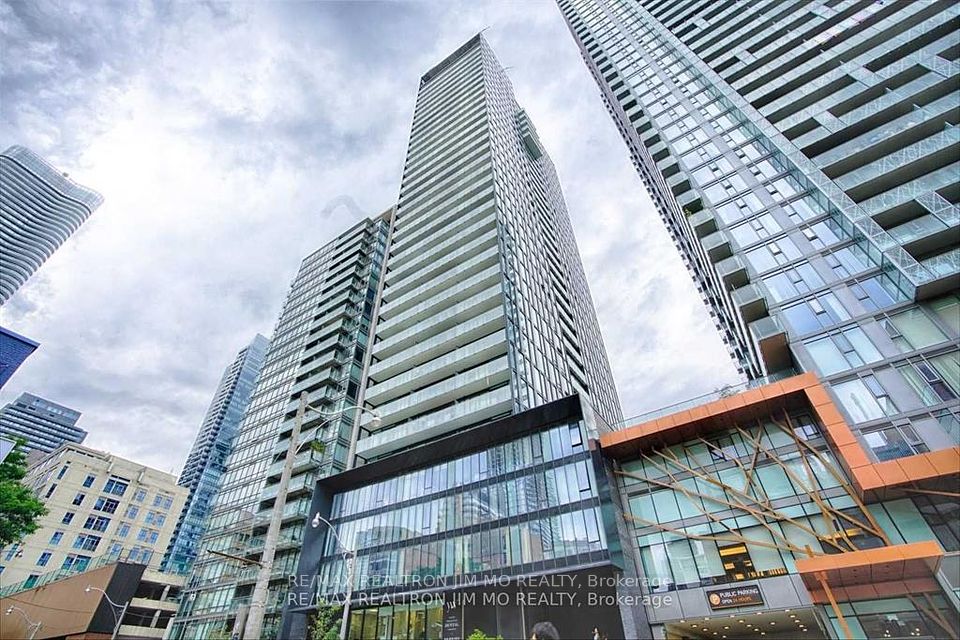 28 Wellesley